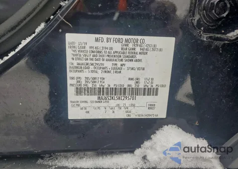 2019 Ford Ecosport Titanium z USA, uszkodzony, nr VIN MAJ6S3KL5KC295701